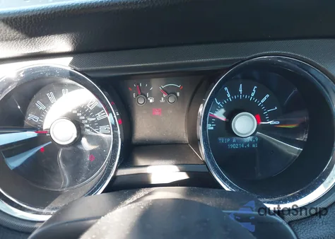 2012 Ford Mustang V6 z USA, uszkodzony, nr VIN 1ZVBP8AM4C5211405